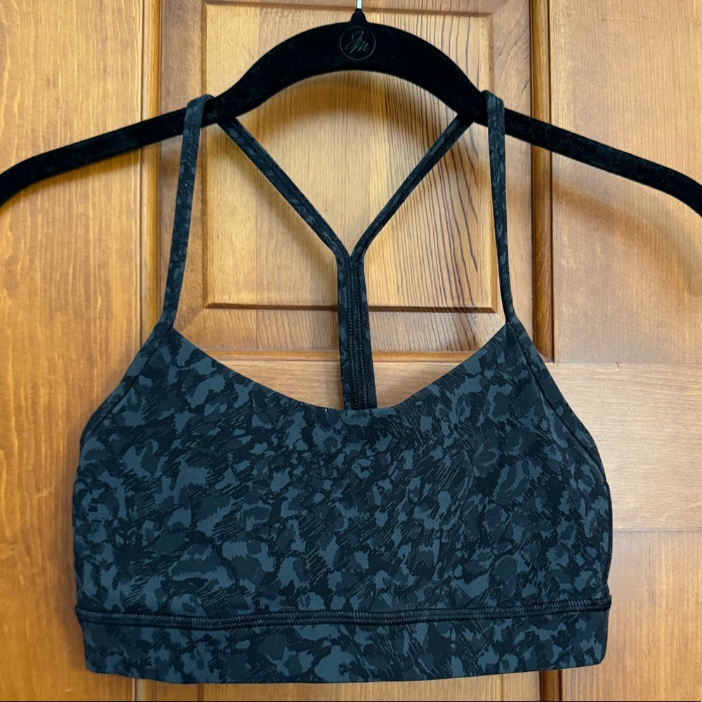 Lululemon flow y bra